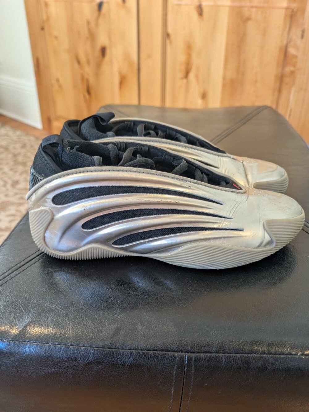 Adidas James Hardin Volume 9 Basketball shoes